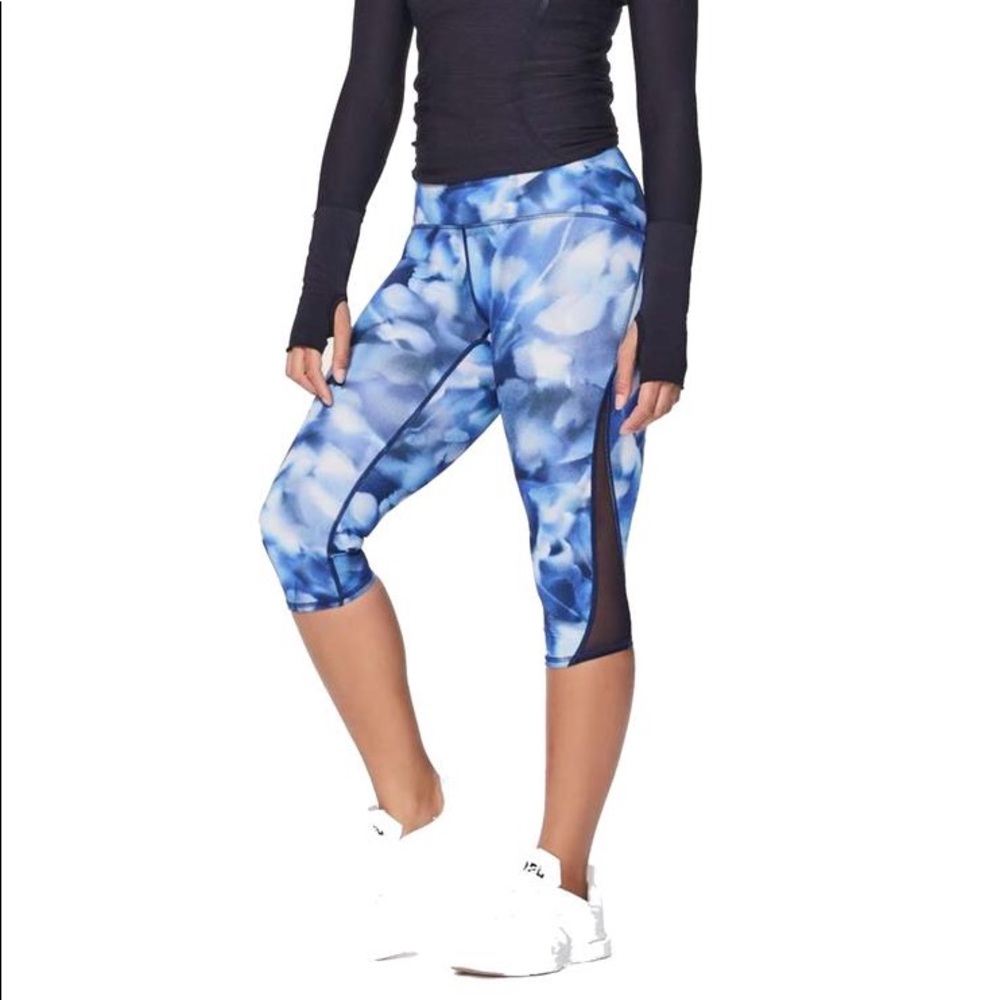 lululemon train times crop
